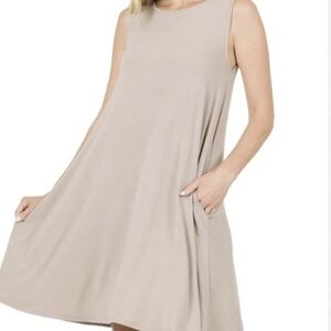 Zenana 1x Kate Flowy Tank Dress With Pockets In Ash Mocha